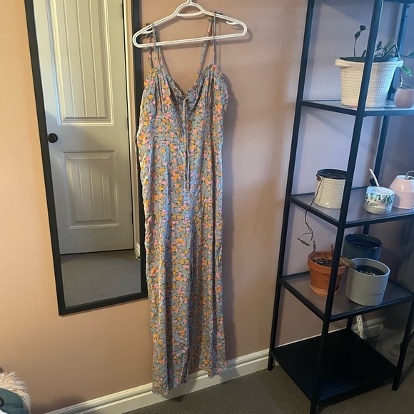 ASOS petite wide leg floral jumpsuit - Picture 2 of 2